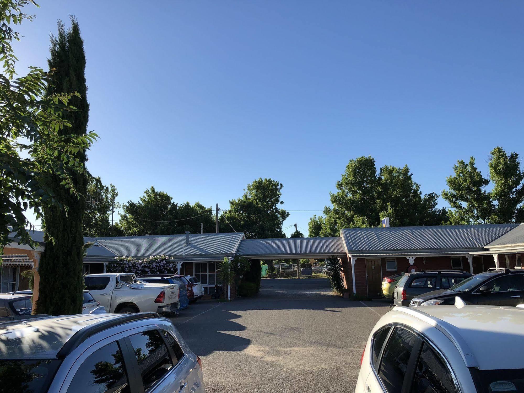Jolly Swagman Motor Inn Euroa Ngoại thất bức ảnh